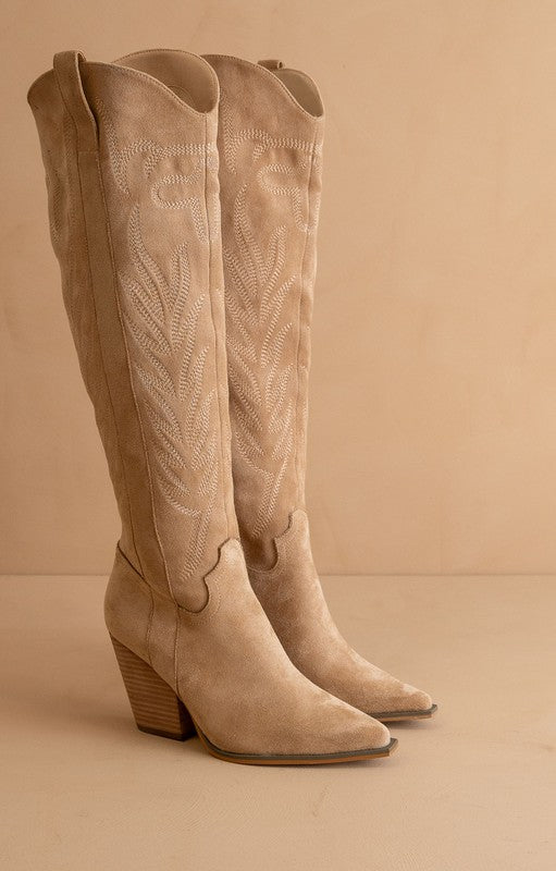 Branco Knee High Boots