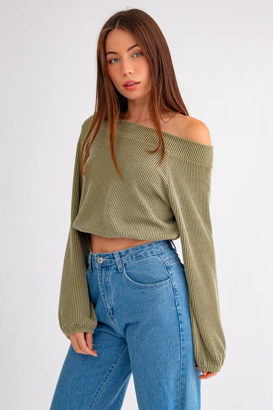 slouchy shoulder top