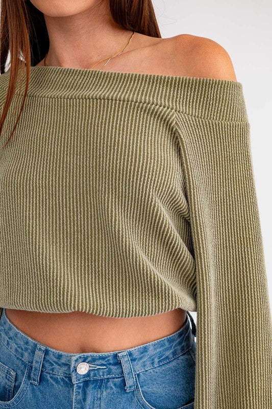 slouchy shoulder top