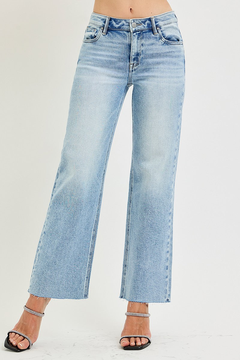 Risen Straight Clean Cut Hem Jeans