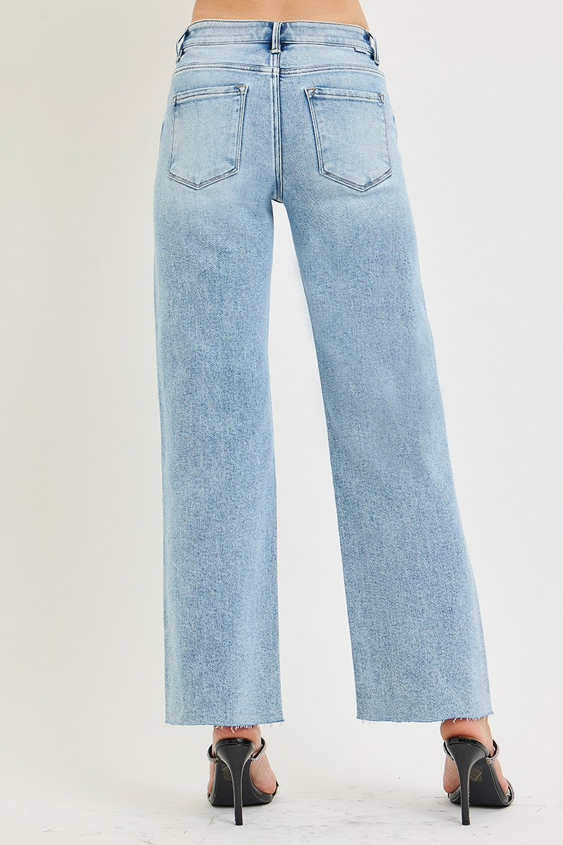 Risen Straight Clean Cut Hem Jeans