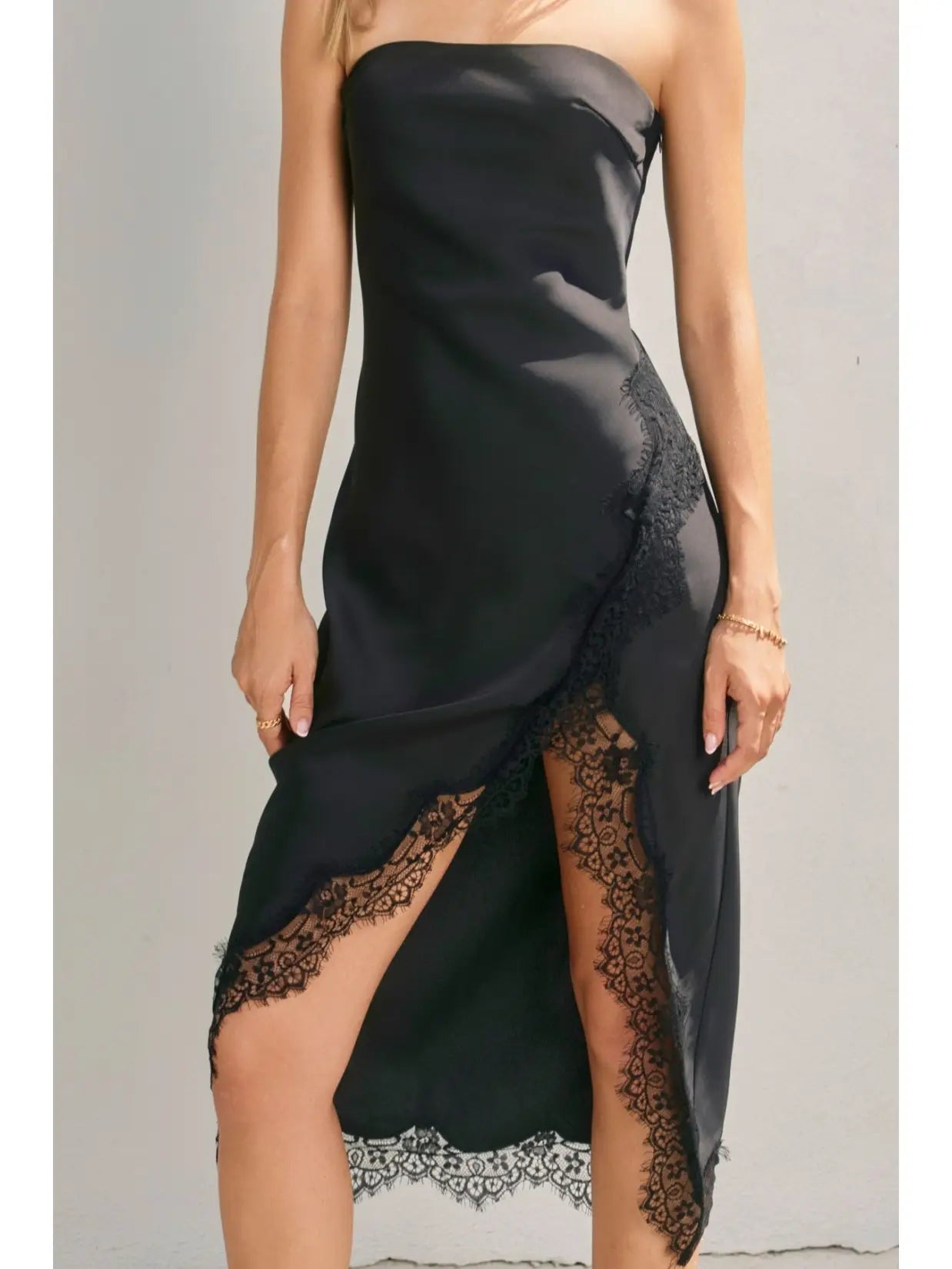 Mia Lace Strapless Dress