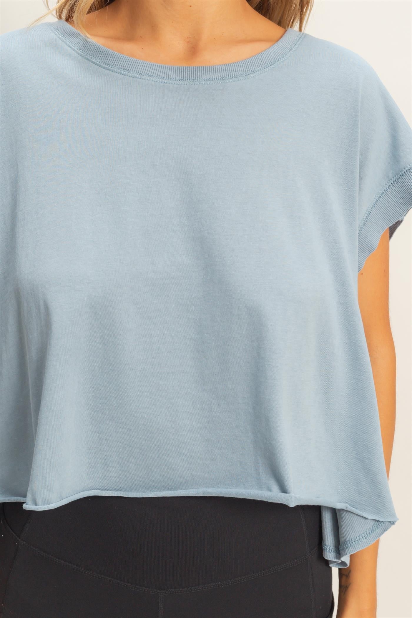 Boxy Crew Neck - Open Back